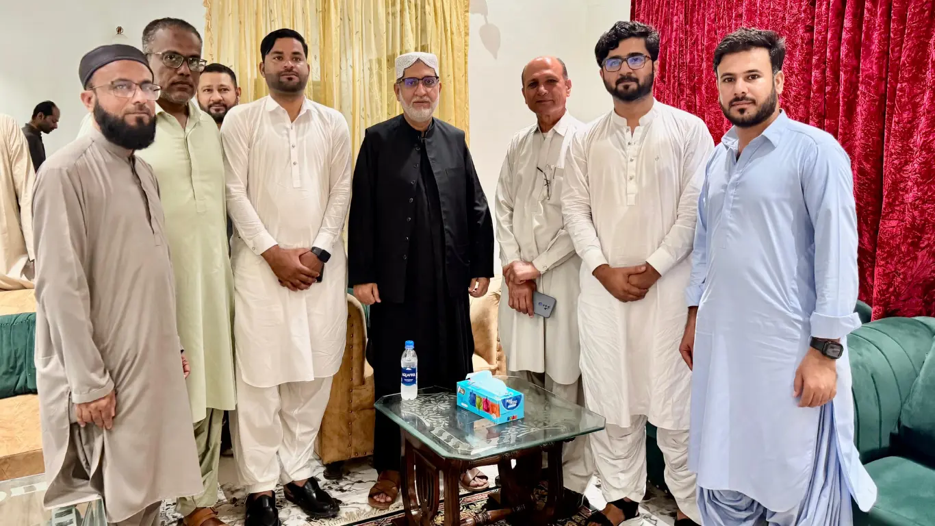 Gwadar Press Club Journalists Meet BNP President Sardar Akhtar Jan Mengal